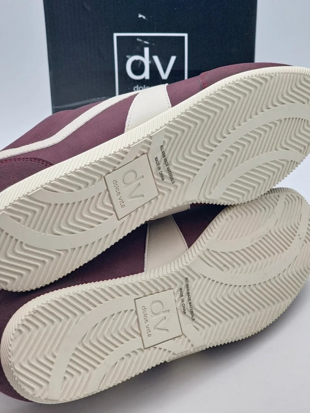 DV Dolce Vita Gaven Burgundy Retro Sneakers Women’s Size 9.5